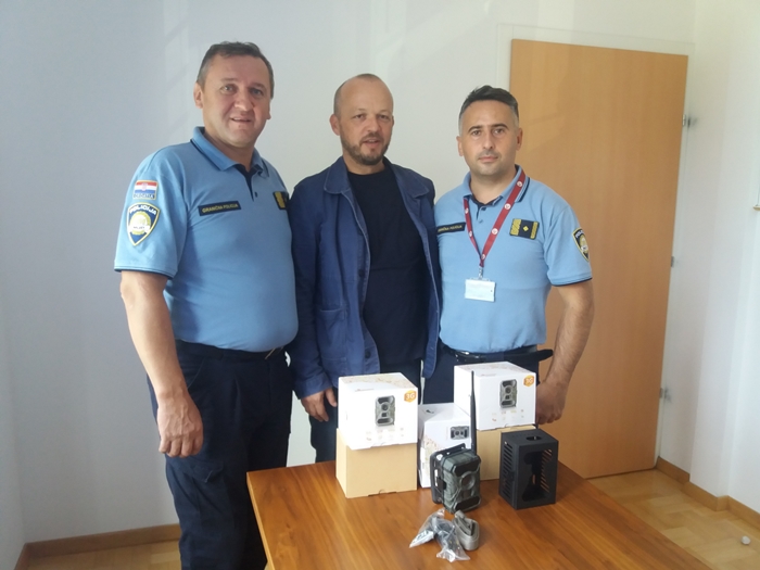 Slika /PU_BP/Granica2019/St.Gradiška-don.kamera.jpg